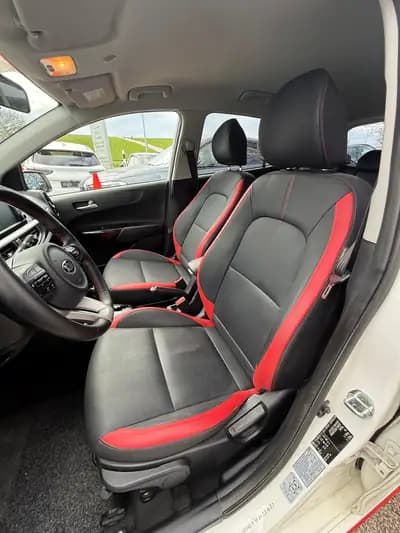 Kia Picanto GT-Line 2017 : Citadine automatique comme neuve — interior