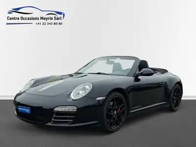 Porsche 911 Cabrio Carrera 4S PDK — Cabriolet légendaire, échappement sport et full équipé — exterior view