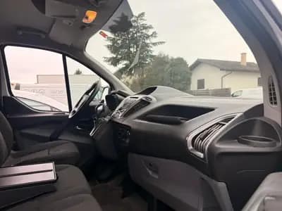 Ford Transit Custom Van 290 L1H1 — Utilitaire diesel automatique, moteur à réviser — Thumbnail 7