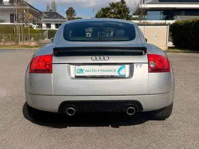 Audi TT Coupé 3.2 quattro — Sportive iconique, 250 ch et transmission automatique — detail