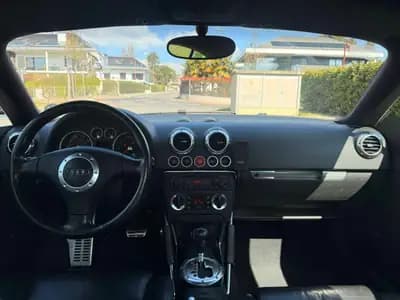 Audi TT Coupé 3.2 quattro — Sportive iconique, 250 ch et transmission automatique — Thumbnail 12