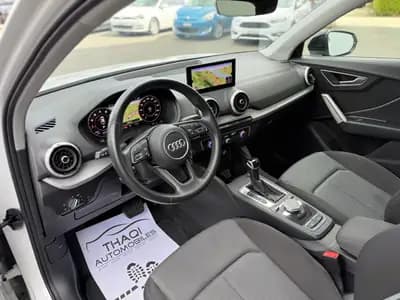 Audi Q2 35 TFSI S line — Compact SUV premium, 1er main, entretien Audi complet — Thumbnail 14