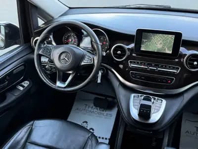Mercedes-Benz V 250 d Avantgarde — Monospace 8 places, 4Matic, entretien suivi — Thumbnail 17