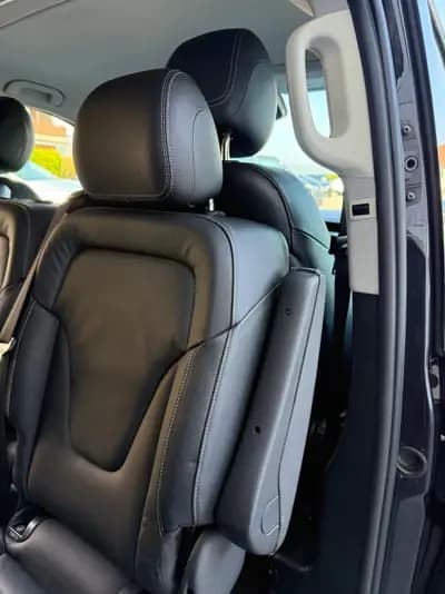 Mercedes-Benz V 250 d Avantgarde — Monospace 8 places, 4Matic, entretien suivi — Thumbnail 22