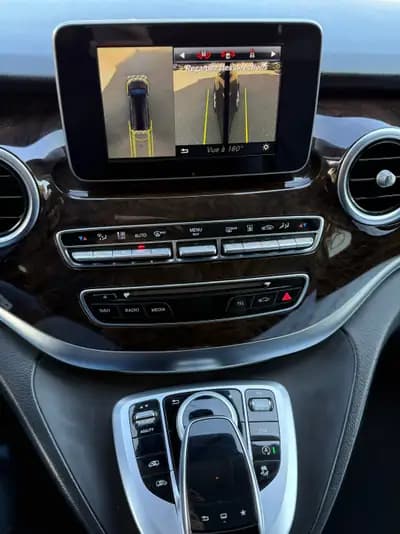 Mercedes-Benz V 250 d Avantgarde — Monospace 8 places, 4Matic, entretien suivi — Thumbnail 29