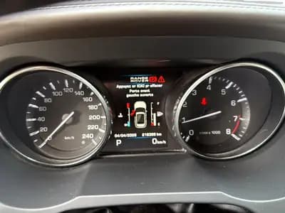 Land Rover Range Rover Evoque 2.0 Si4 Pure — SUV compact premium, tous services garantis — Miniatur 12