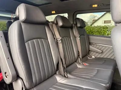 Mercedes-Benz Viano 3.0 CDI — Monospace 8 places, motorisation robuste et équipements premium — Miniatura 21