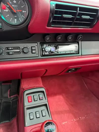 Porsche 911 Targa 1996 — Un cabriolet iconique suisse, sans accident, parfaitement préservé — Thumbnail 15