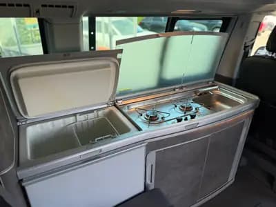 VW T6.1 California — L'van aménagé premium 4Motion, 1ère main, services complets — Thumbnail 26