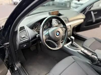 BMW 118i Steptronic — Berline compacte automatique, moteur 1995 cc fiable — Thumbnail 10