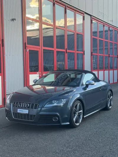 Audi TTS Roadster 2.0 TFSI Quattro 2009 — Cabriolet sportif, sans accident, service à jour — interior