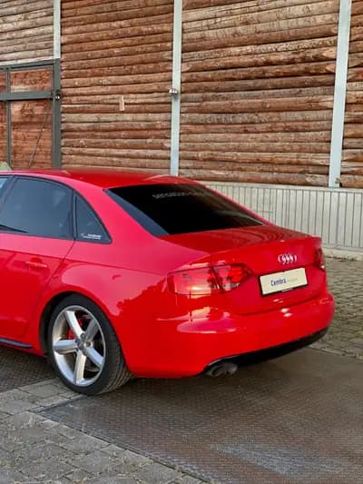 Audi A4 Limousine 2.0 TDI — Berline élégante S-Line, état impeccable — Thumbnail 7