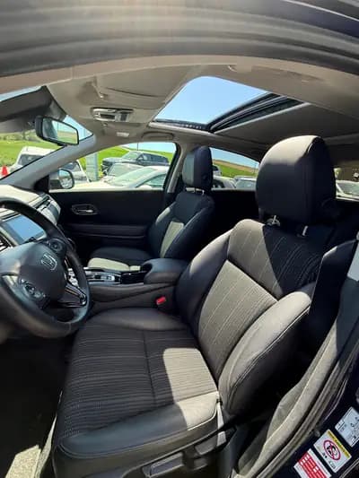 Honda HR-V 1.5i-VTEC Executive CVT — Compact SUV polyvalent, 58'000 km seulement — Armaturenbrett