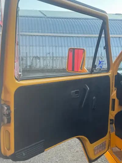 VW T3 Camper Yellow-Pearl — Classique culte des années 1980, diesel économique — Thumbnail 16