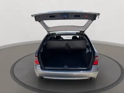 Mercedes-Benz E 320 CDI Avantgarde 4Matic — Break diesel performant, 4x4 intégral, expertise 2025 — Thumbnail 14