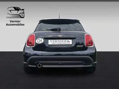 MINI Cooper Steptronic DKG — Citadine sportive 3 portes, 67'830 km, très bon état — dashboard