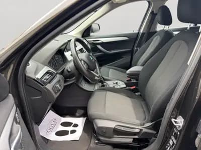 BMW X1 xDrive 18d Essential Edition — SUV compact diesel, un seul propriétaire, expertise complète — detail