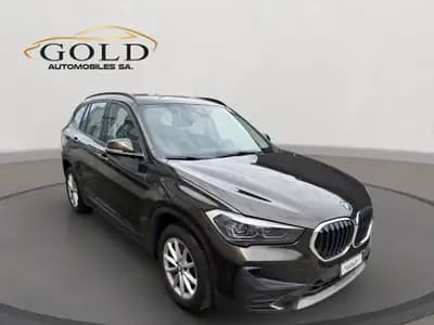 BMW X1 xDrive 18d Essential Edition — SUV compact diesel, un seul propriétaire, expertise complète — Thumbnail 9
