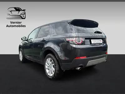 Land Rover Discovery Sport 2.0 TD4 HSE — SUV 7 places, diesel économique, sans sinistre — rear view