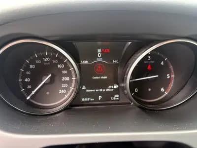 Land Rover Discovery Sport 2.0 TD4 HSE — SUV 7 places, diesel économique, sans sinistre — Thumbnail 15
