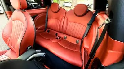 MINI Cabrio Cooper S — Cabriolet sportif emblématique, 175 ch et design iconique — Thumbnail 11
