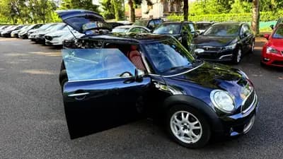 MINI Cabrio Cooper S — Cabriolet sportif emblématique, 175 ch et design iconique — Thumbnail 14
