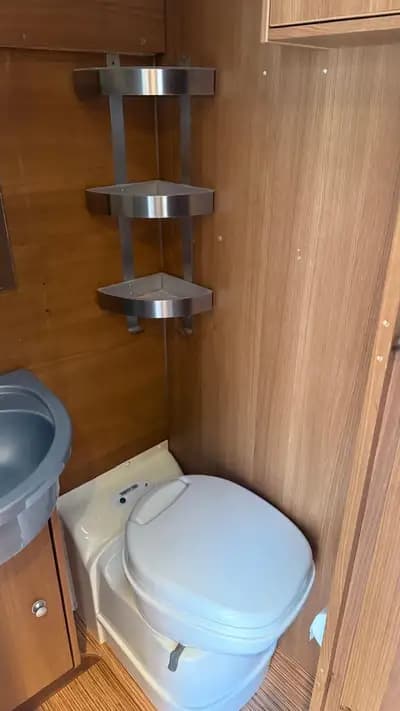 FIAT Ducato — Camping-car spacieux, moteur diesel robuste, 87000 km — Thumbnail 11