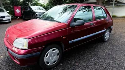 Renault Clio 1.2 1997 — Citadine iconique, moteur fiable et économique — Heckansicht
