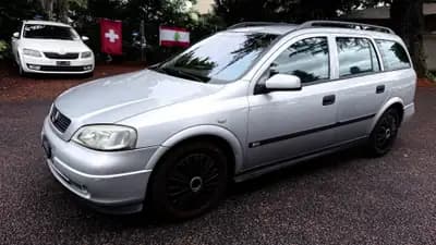 Opel Astra Caravan 1.8i 16V — Familiale spacieuse, moteur fiable et sans sinistre — Heckansicht