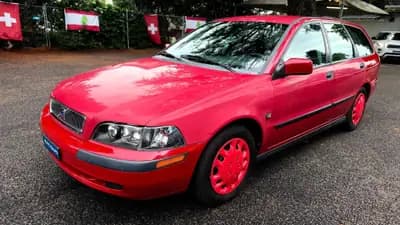 Volvo V40 2.0T — Break dynamique des années 2000, moteur turbo fiable — fianco