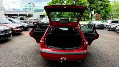 Volvo V40 2.0T — Break dynamique des années 2000, moteur turbo fiable — dettaglio