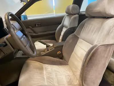 Nissan 300 ZX T — Coupé sportif des années 80, moteur 3.0L turbo et bas kilométrage — Miniatura 8