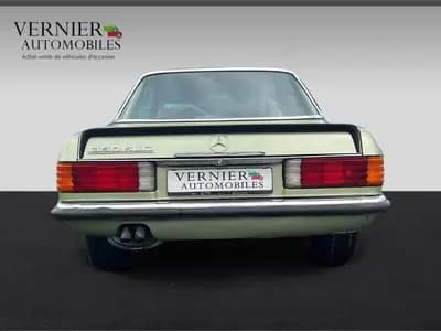 Mercedes-Benz SLC 350 — Coupé sportif de légende, véhicule vétéran suisse certifié — Miniatur 8