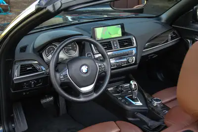 BMW Serie 2 — tableau de bord