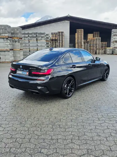 BMW M340i — intérieur