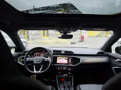 Audi RS Q3 — Miniature 10
