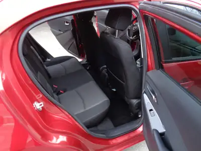 Mazda Mazda2 — Miniature 15