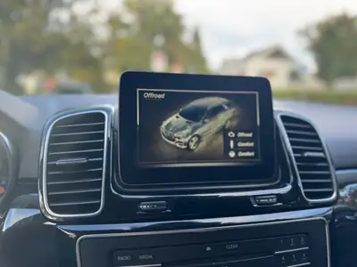 Mercedes-Benz GLE 350 d 4Matic 9G-Tronic — Miniature 10