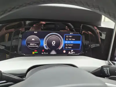 Volkswagen Golf eTSI — tableau de bord