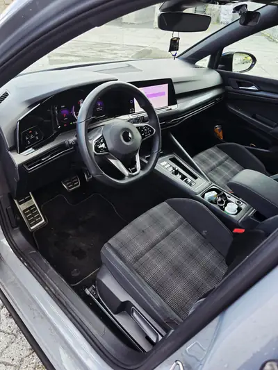Volkswagen Golf GTD — Miniature 9