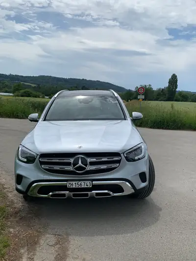 Mercedes-Benz GLC 300e 4-Matic Plug-in-Hybrid — Thumbnail 11