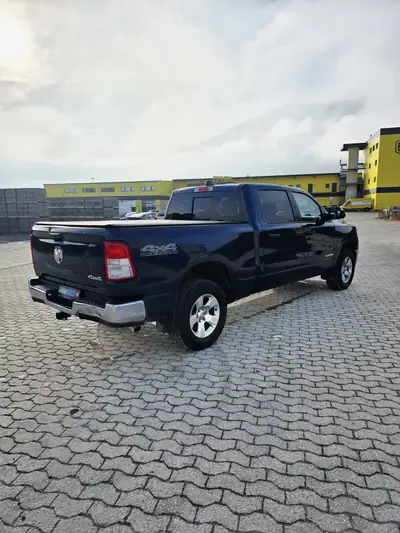 RAM 1500 Big Horn — Thumbnail 7