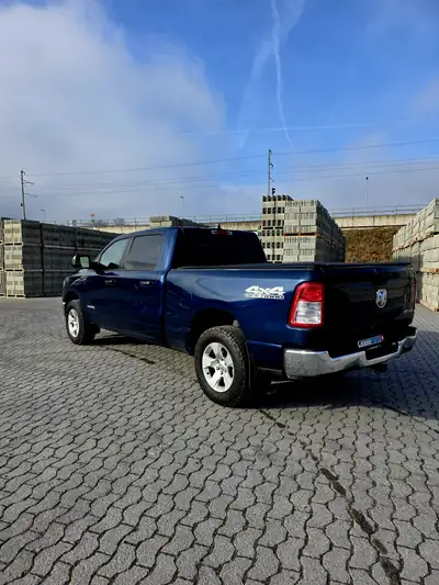 RAM 1500 Big Horn — Thumbnail 9