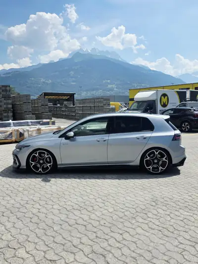 Volkswagen Golf GTI — intérieur