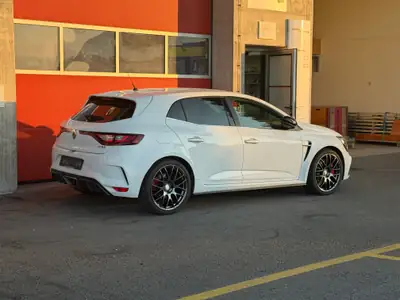 Renault Megane R.S. Trophy — arrière
