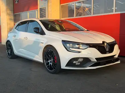 Renault Megane R.S. Trophy — vue extérieure