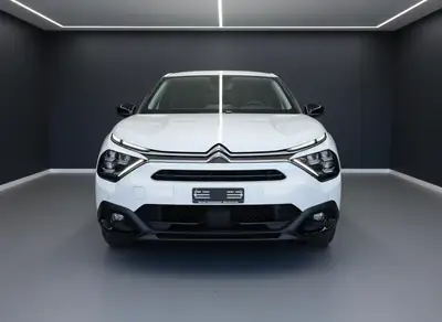 Citroen e-C4 — arrière