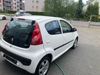Peugeot 107 — interni