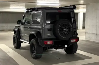 Suzuki Jimny — Miniatur 8