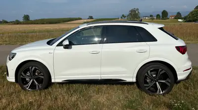 Audi Q3 40 TFSI quattro S line — side view
